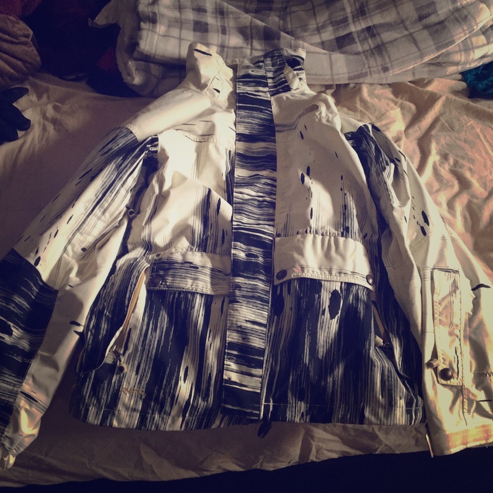 North face snowboarding jacket